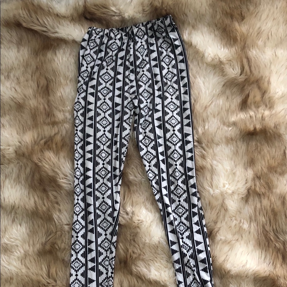 Aztec Patterned Leggings